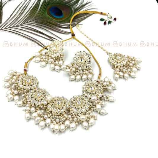 Festive #BKC41 Beautiful Kundan Style Pearl Choker with Maangtikka