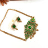 Green designer choker J239