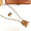 Long chain with multicolour devi pendant J050